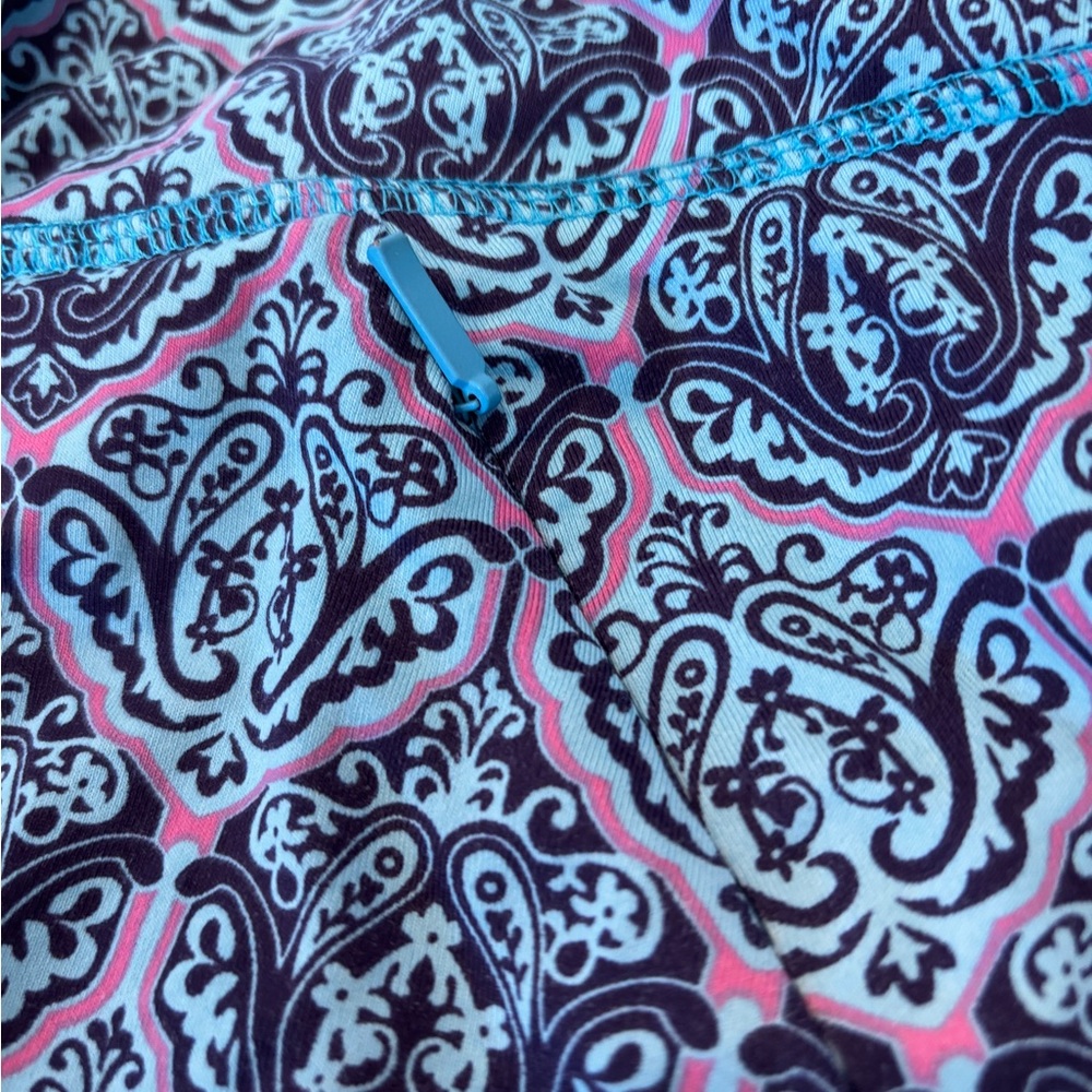 Title Nine sz XS Skort in Blue, pink geometric pattern - Picture 4 of 6